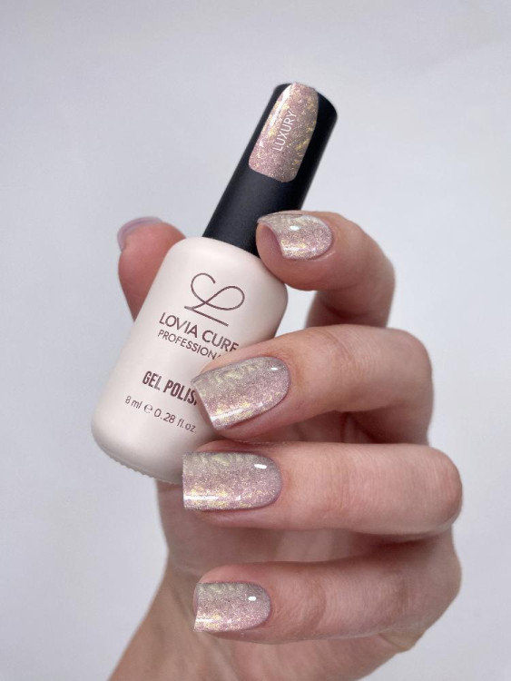 LOVIA CURE Гель-лак Кошачий глаз CAT'S EYE 06, 8 мл